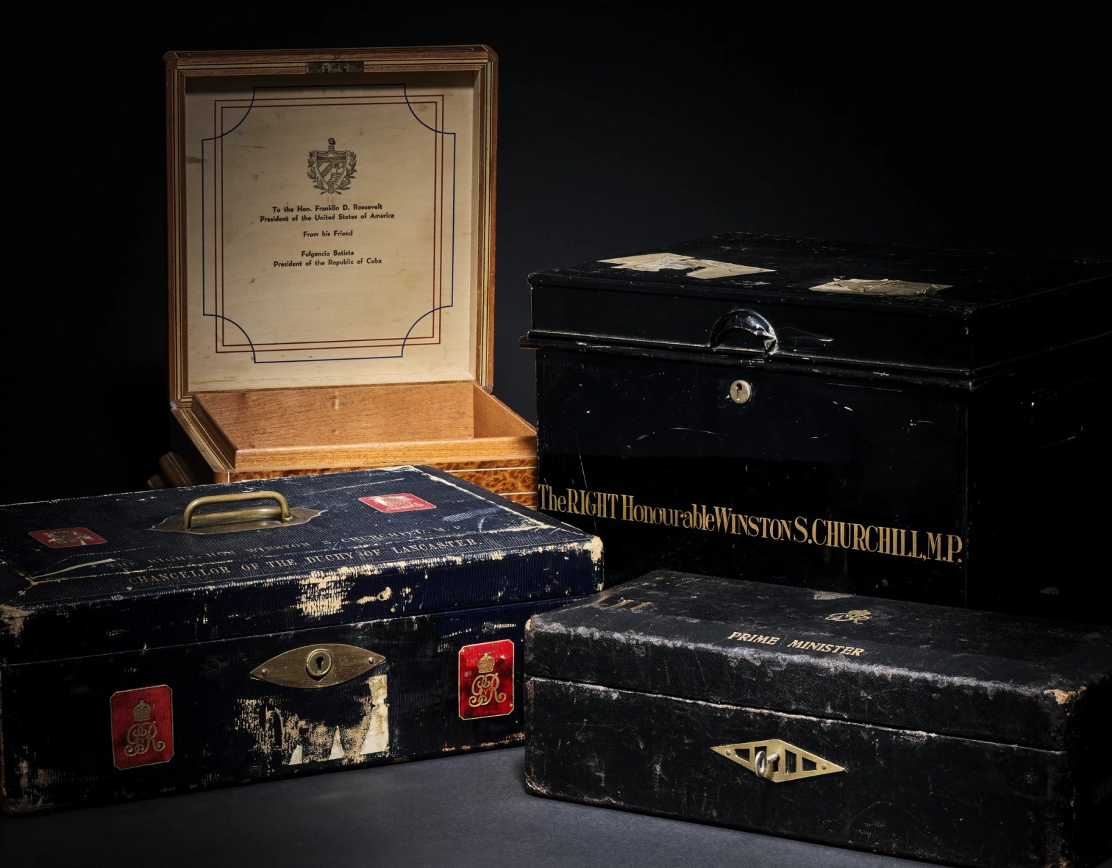 SIR WINSTON CHURCHILL, KG, OM, CH (1874-1965) A GEORGE VI GILT EMBOSSED BLACK LEATHER PRIME MINISTERIAL DESPATCH BOX s=