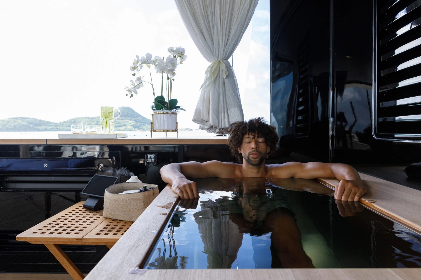 The cold plunge pool on the STARFIRE wellness deck.