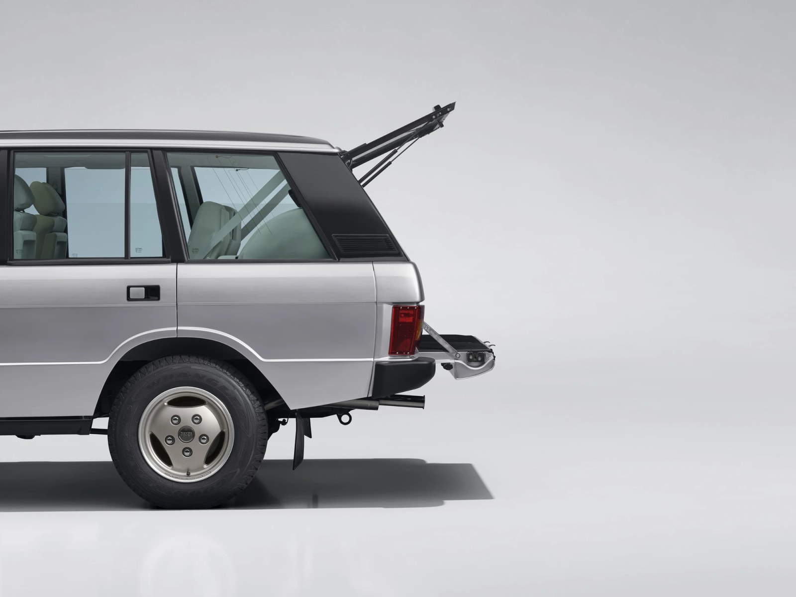 Range Rover Classic restoration and mechanical rebuild details
