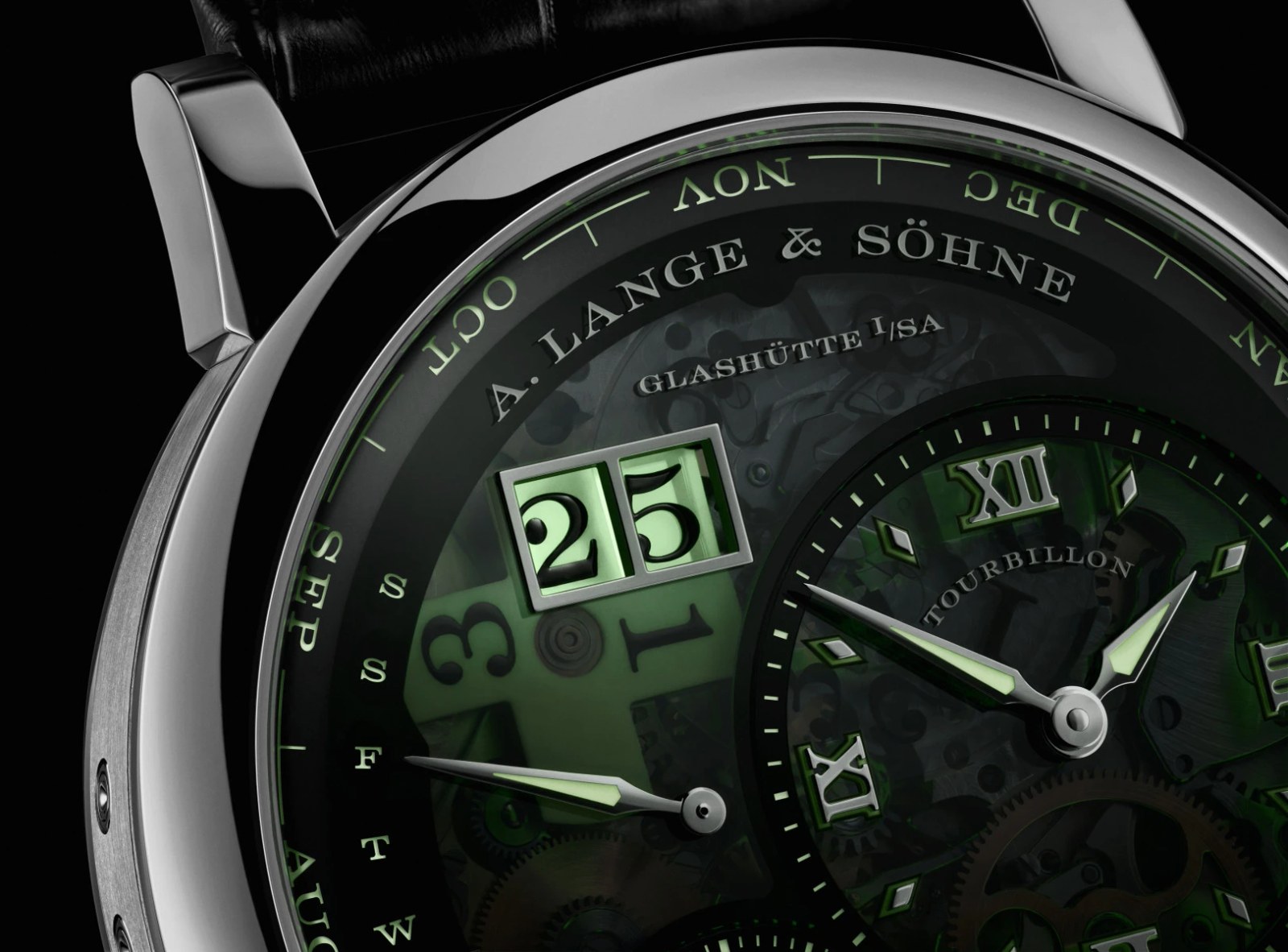 A side profile of the platinum case of the Lange 1 Tourbillon Perpetual Calendar Lumen.