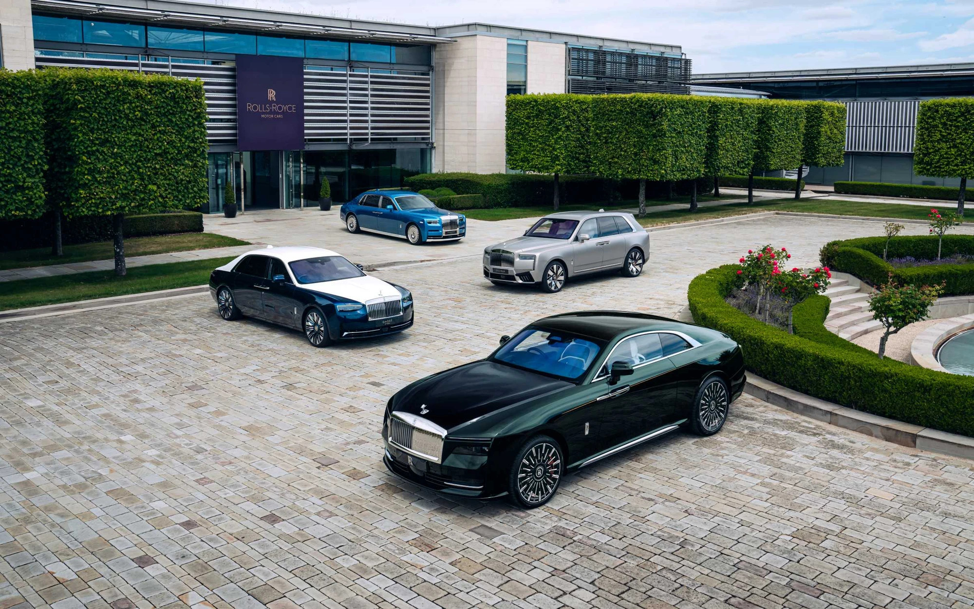 The Coordinates and the Quarter-Million Stitches of Rolls-Royce