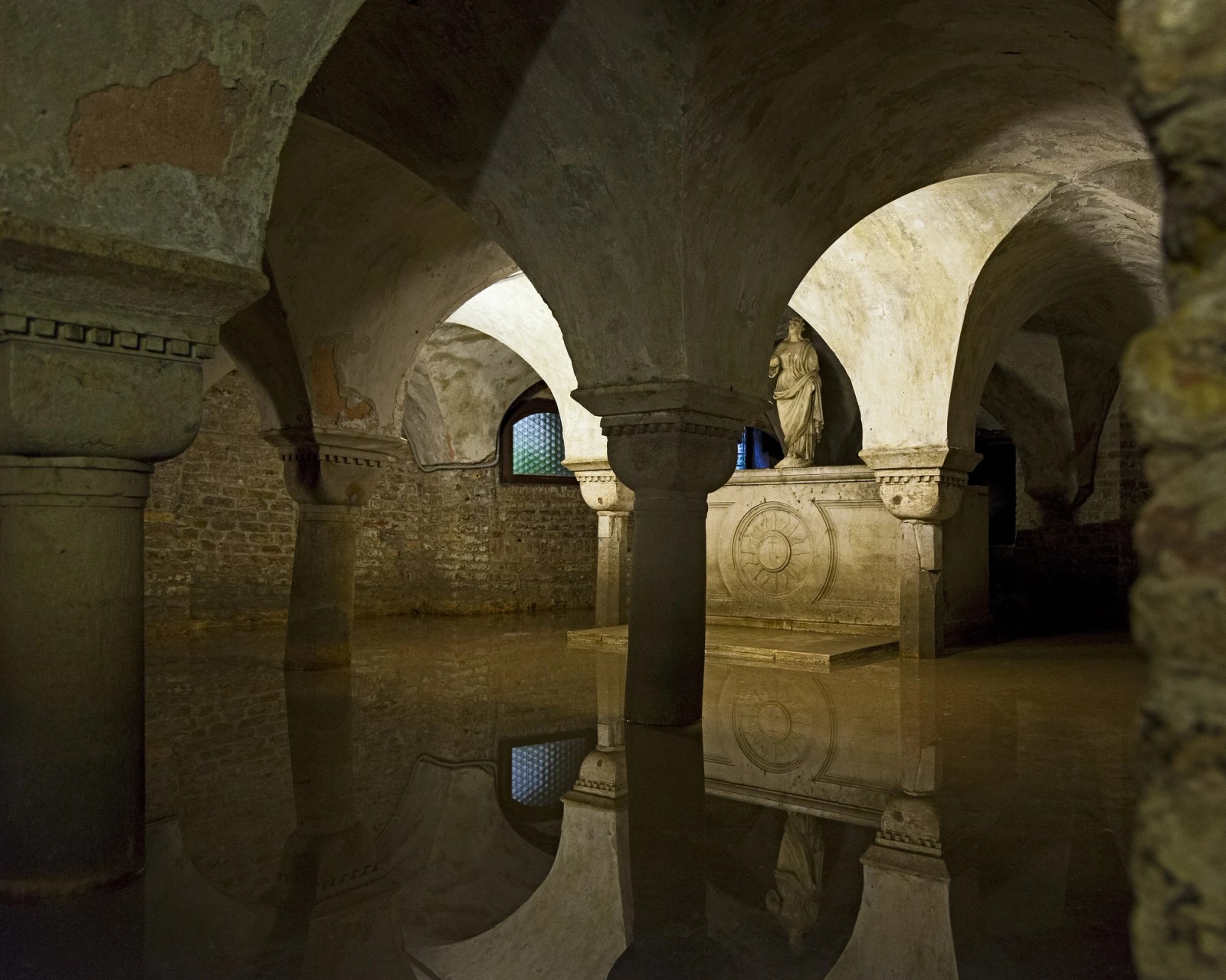 77380120-22afa1261b-o.jpg)![](https://sothebys-com.brightspotcdn.com/dims4/default/eba506b/2147483647/strip/true/crop/2380x844+0+717/resize/2332x827!/quality/90/?url=http%3A%2F%2Fsothebys-brightspot.s3.amazonaws.com%2Fdotcom%2Fbf%2F64%2Fd09258d5452697a739087c8a3b9e%2F15477380120-22afa1261b-o.jpg) - | ![](https://sothebys-com.brightspotcdn.com/dims4/default/c11f430/2147483647/strip/true/crop/3840x1362+0+608/resize/2332x827!/quality/90/?url=http%3A%2F%2Fsothebys-brightspot.s3.amazonaws.com%2Fdotcom%2Fd8%2Fe1%2F7267f5a149fb9aa02533bba80b5a%2Fcrypt-of-san-zaccaria-venice.jpg)