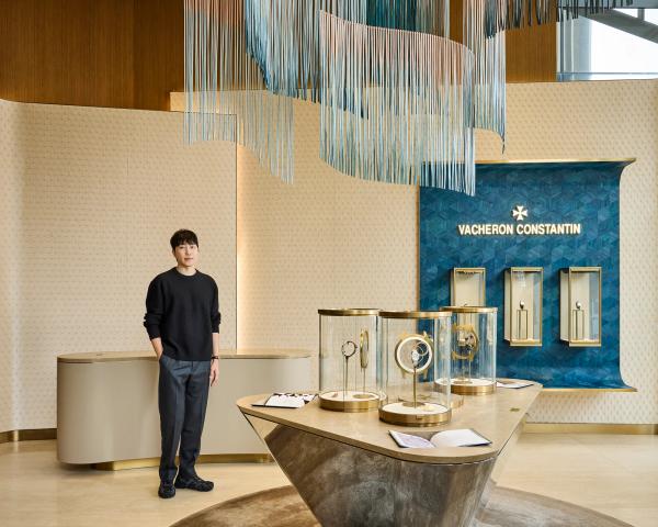 Vacheron Constantin Gives Form to Flow