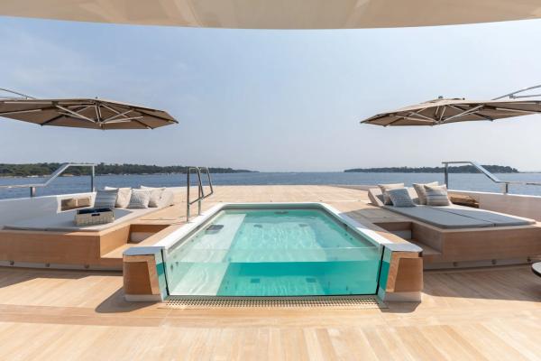 The €62 Million Sanlorenzo LEMON TREE Is About Living On The Water