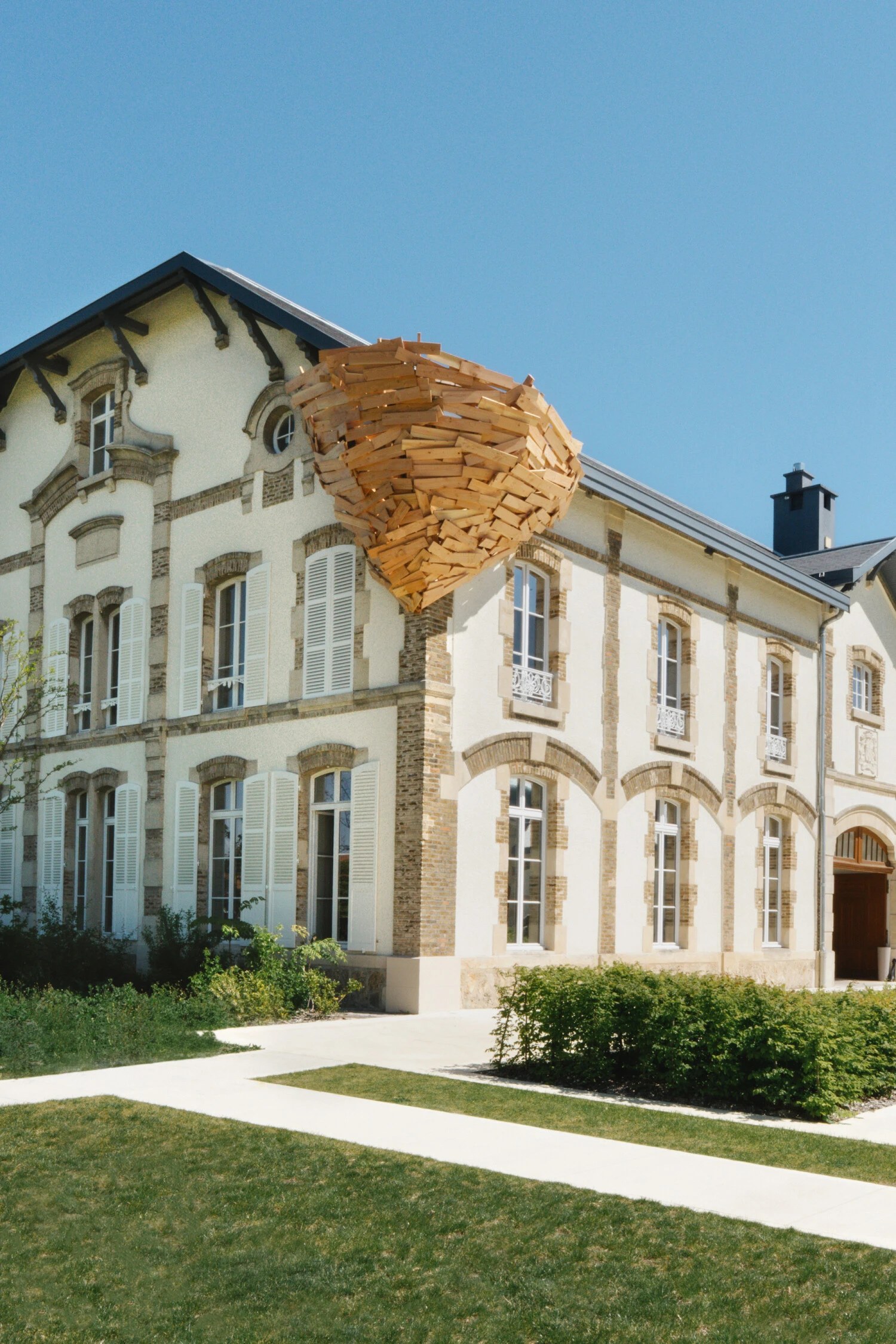 Artwork featured in the Ruinart collection exhibition in Reims