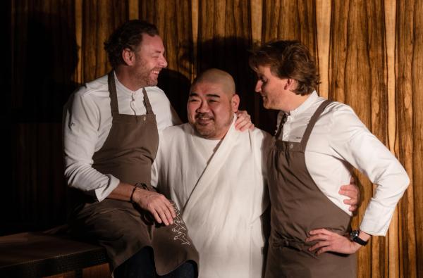 A Japanese Restaurant in Paris Just Earned Two Michelin Stars