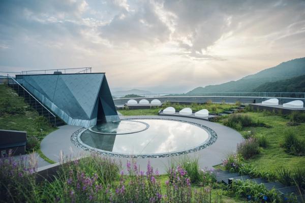 KAI Zao's 14-Sided Tower Is An Ascent Into Yamagata