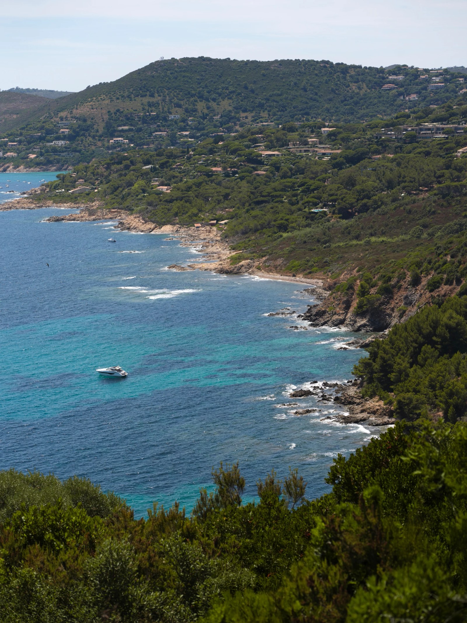 Rolls-Royce Returns to Saint-Tropez With Sixteen Bespoke Cars