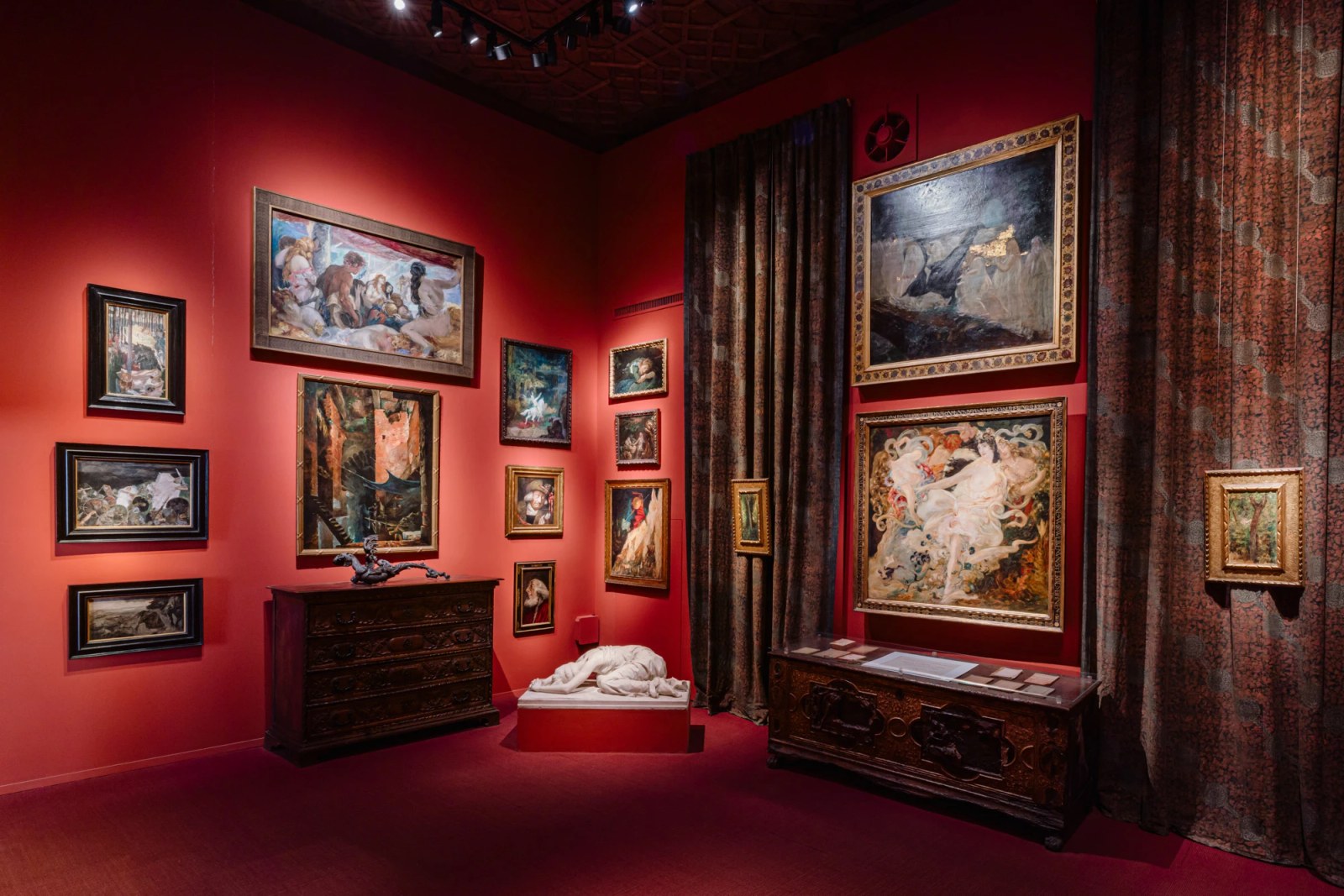 Palazzo Fortuny displays more than 150 paintings by the creative polymath Mariano Fortuny in his former home. Photo by Nico Covre