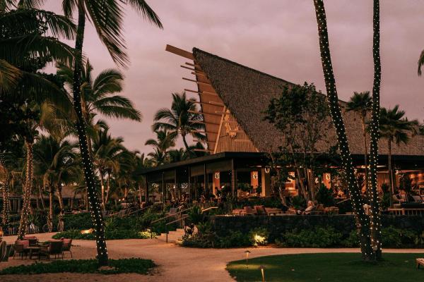 How Rosewood Reinvents Winter Island Rituals at Kona Village