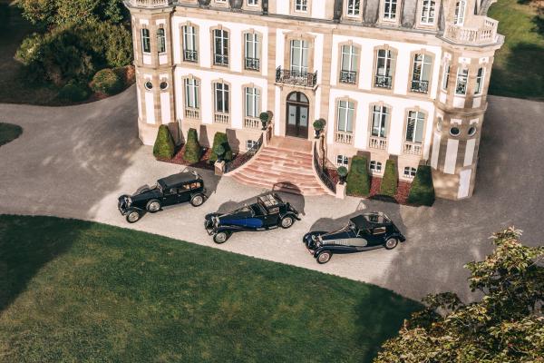 Bugatti and the Architecture of Pure Scale