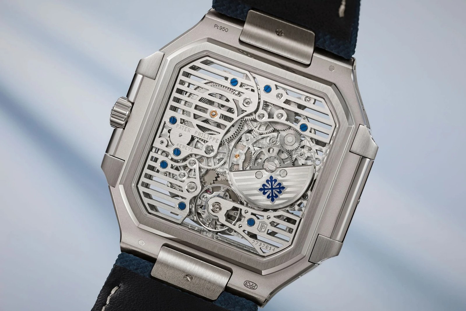 Cubitus QP Skeleton Caseback | e6-484c-9a5b-16d4b962362b